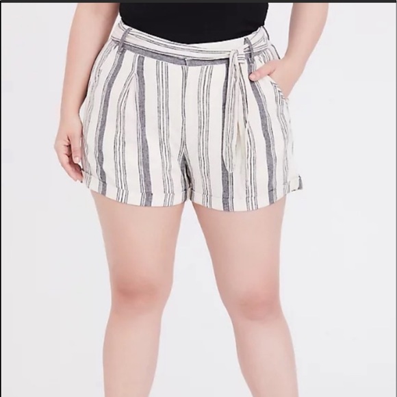 NWT torrid size 20 - Picture 1 of 4